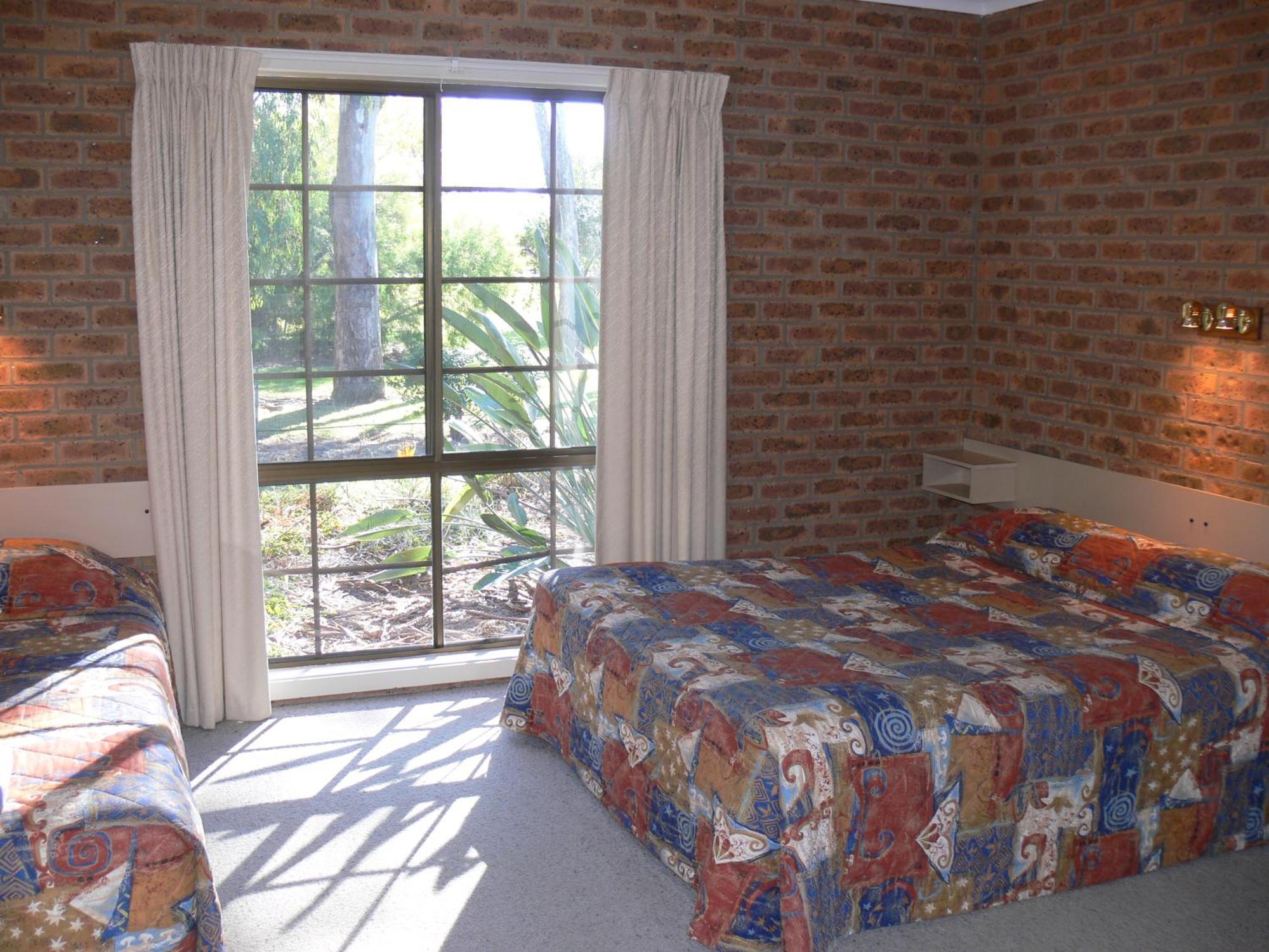 Settlement Motor Inn Deniliquin Esterno foto